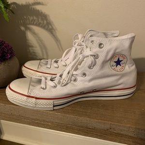 Converse shoes size 10